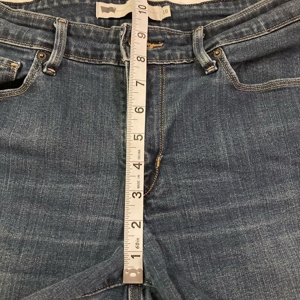 Levi’s Denim Rolled Sewn Cuffed Jean Sheorts 10 - Picture 4 of 10